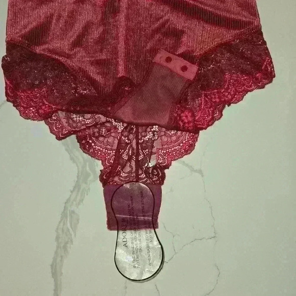 NWT Adore Me Womens Lacy Lingerie Bodysuit Deep Red Size Small - Picture 4 of 9
